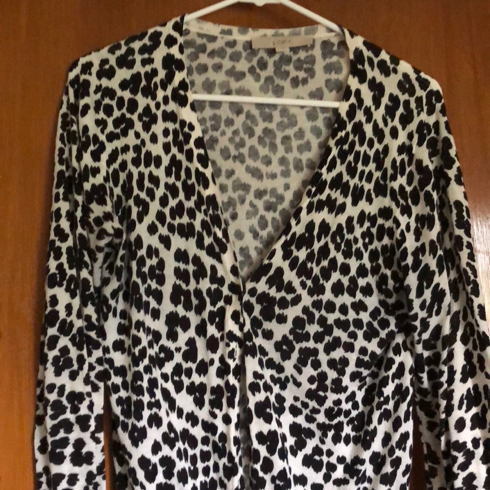 Lightweight Leopard Print Cardigan